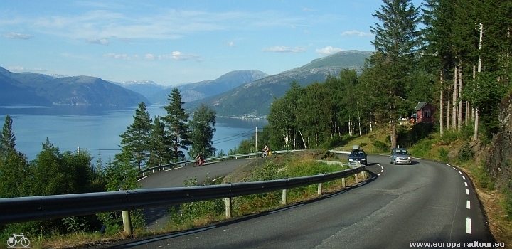 Norwegen mit dem Fahrrad: Radtour Osoyro - Utne