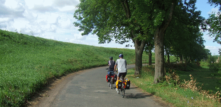 Mit dem Fahrrad durch Polen: Radtour von Nowe über Grudzidz (Graudenz), Sartowice und Topolino nach Bydgoszcz (Bromberg).