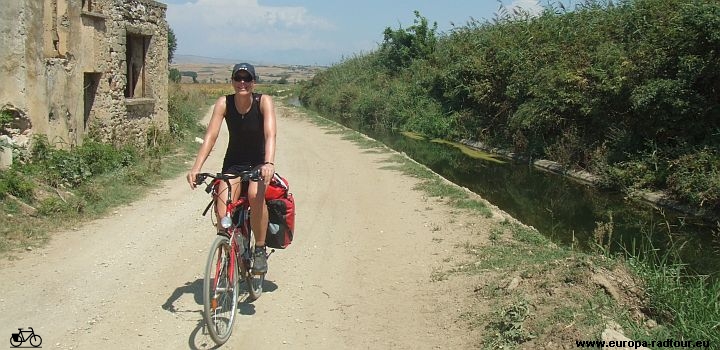 Griechenland mit dem Fahrrad: Kalampaki - Aggitis Schlucht -Serres - Lithotopos. europa-Radtour.eu
